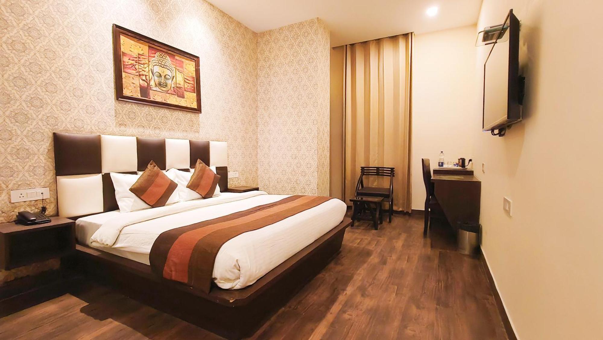 Hotel Sallow Royal Suites Amritsar Dış mekan fotoğraf