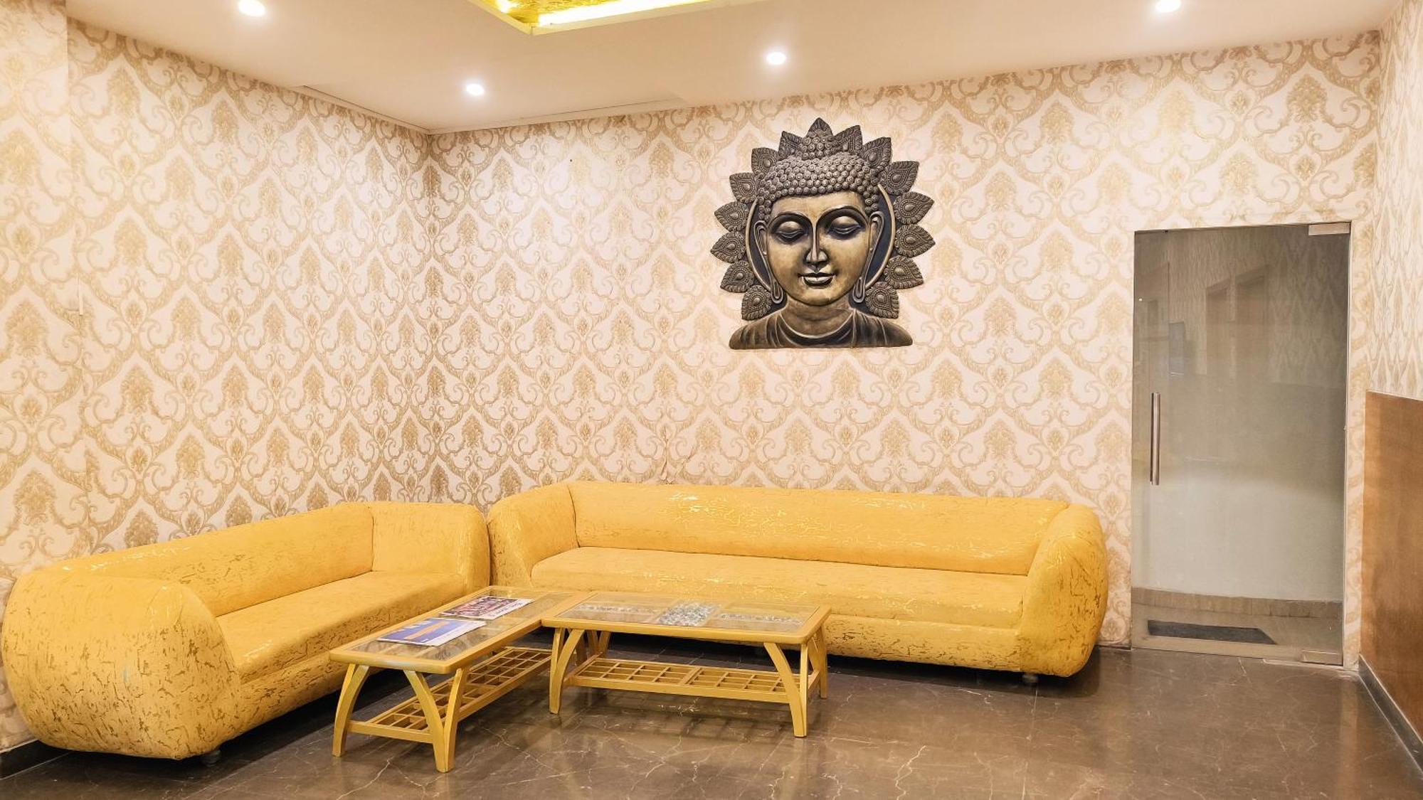 Hotel Sallow Royal Suites Amritsar Dış mekan fotoğraf