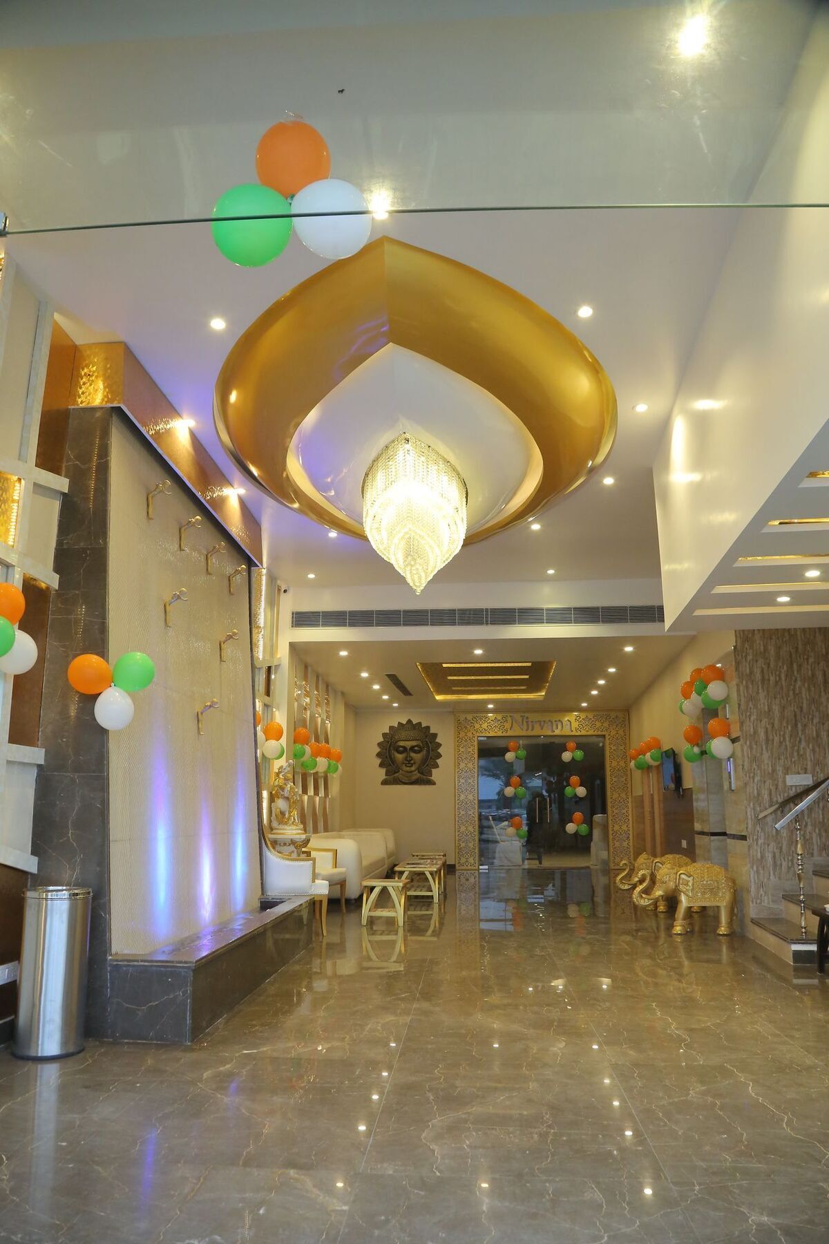 Hotel Sallow Royal Suites Amritsar Dış mekan fotoğraf